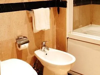 ブティック トレビ ローマ