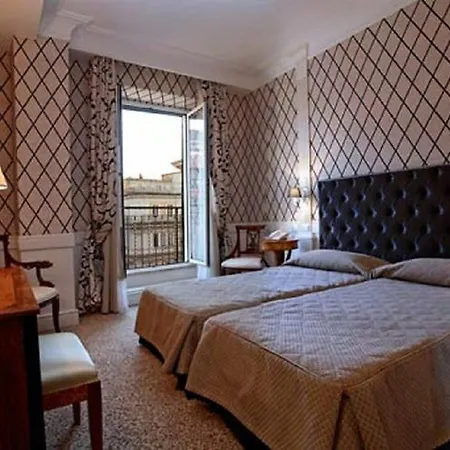 Boutique Trevi 4*