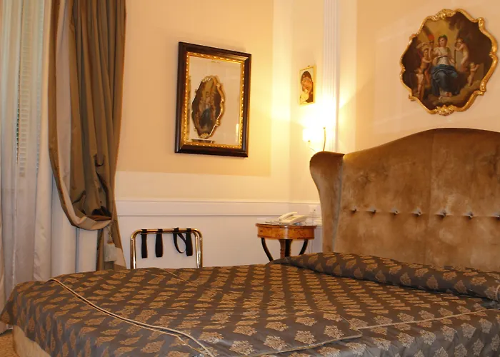 Boutique Trevi Hotel 4*