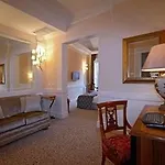 Boutique Trevi 4*